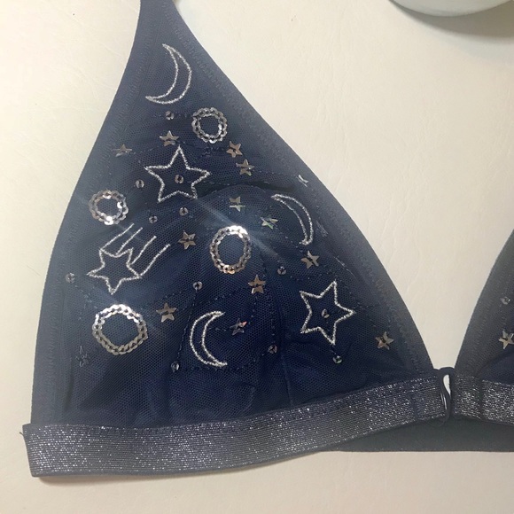 Large Victoria’s Secret Triangle Star Bralette - Picture 4 of 6